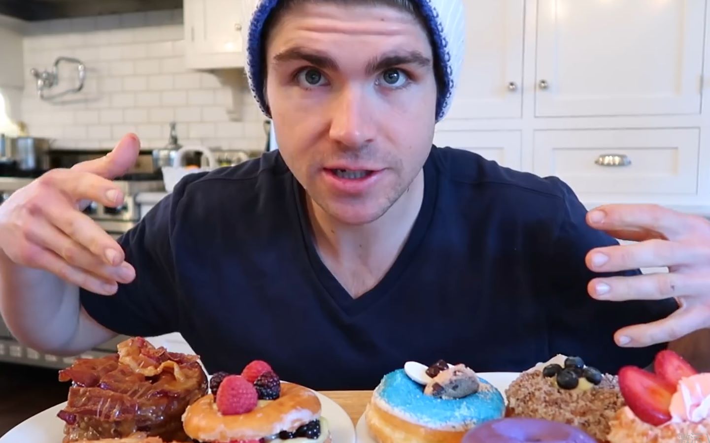 【2019/1/24甜甜圈男孩】tastiest 15,000 calorie cheat day_哔哩