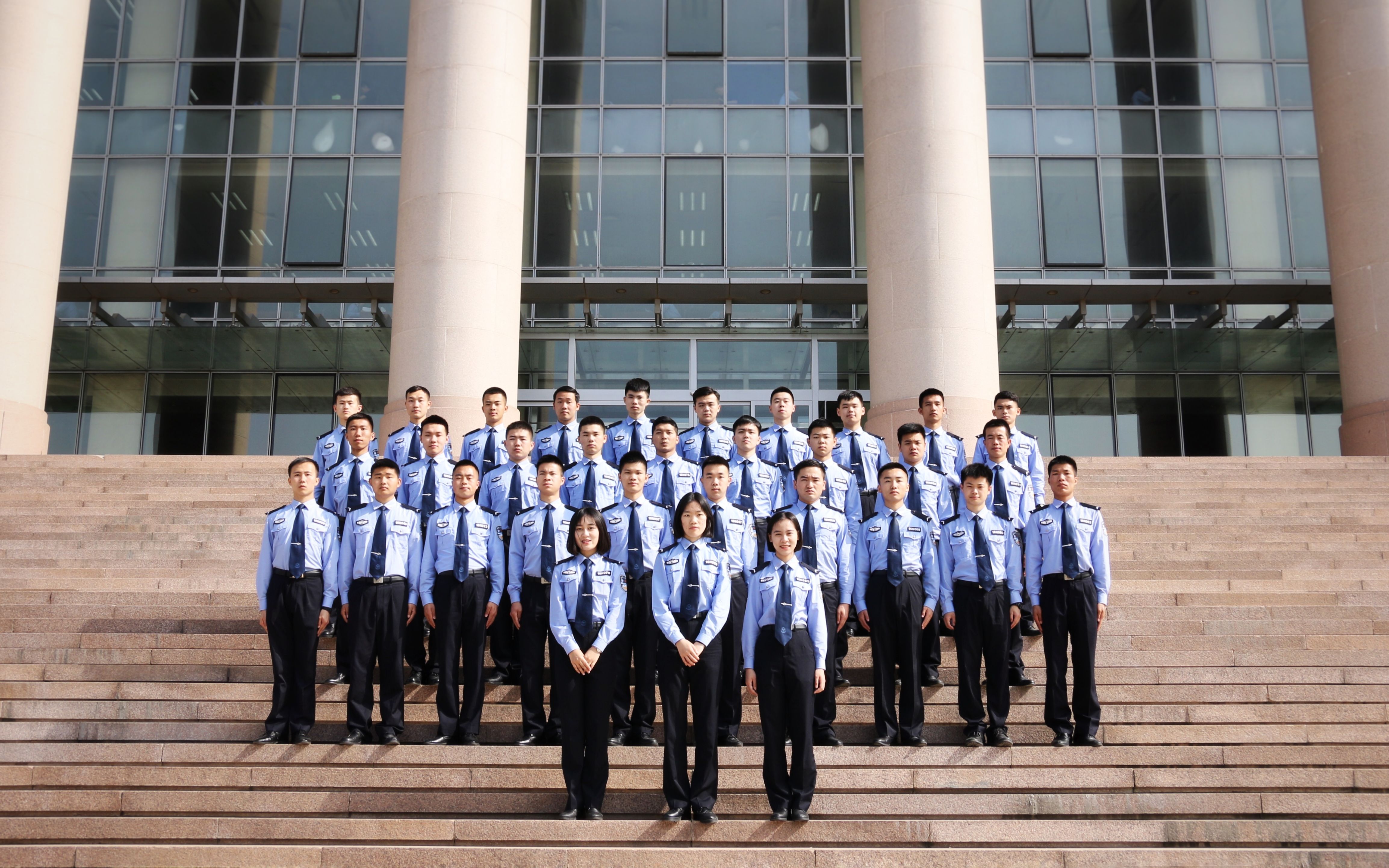 疫情下的毕业季中国人民公安大学16级警务指挥与战术二区队毕业视频