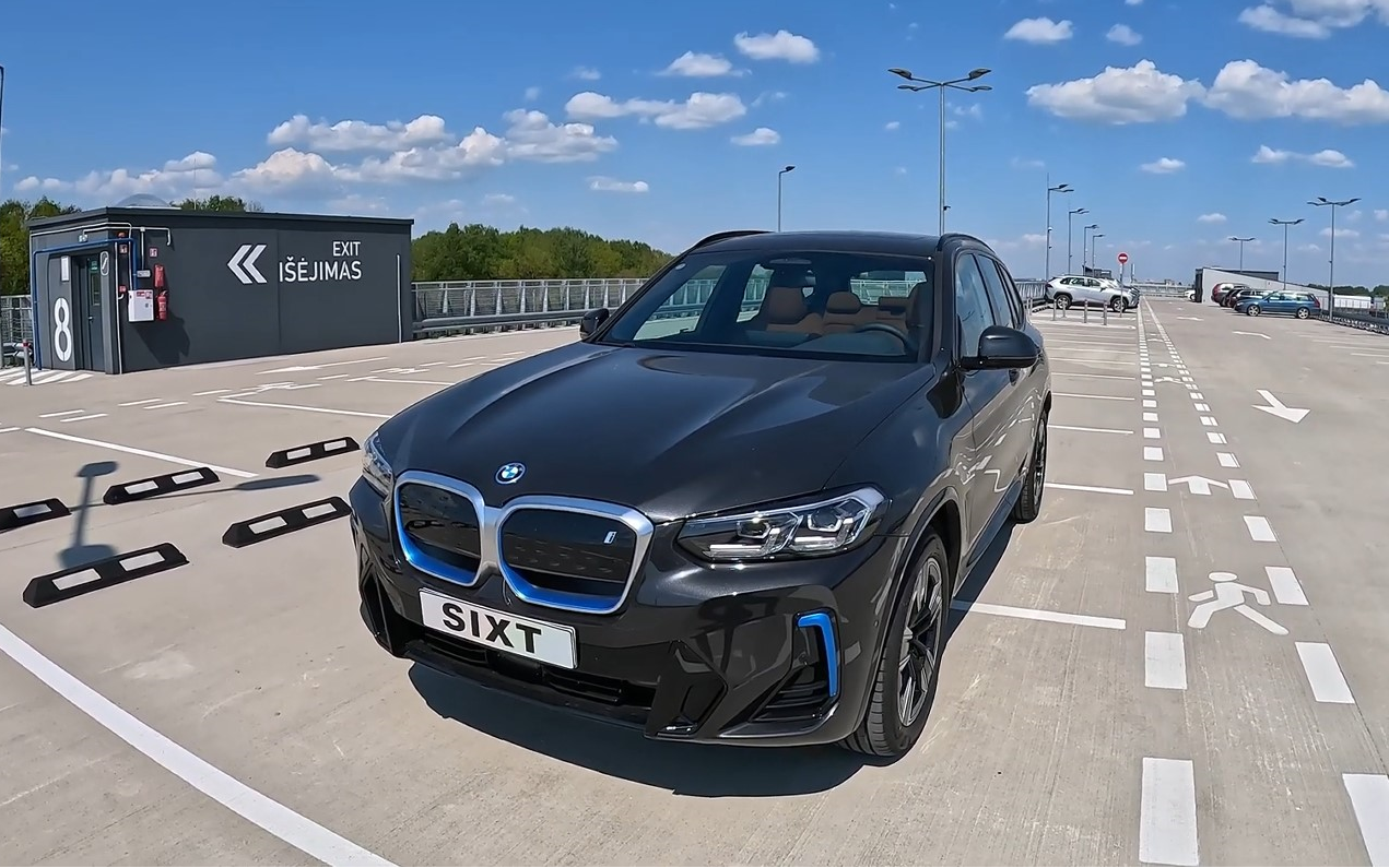 2023欧版宝马bmw ix3 m sport运动套件版 第一视角驾驶