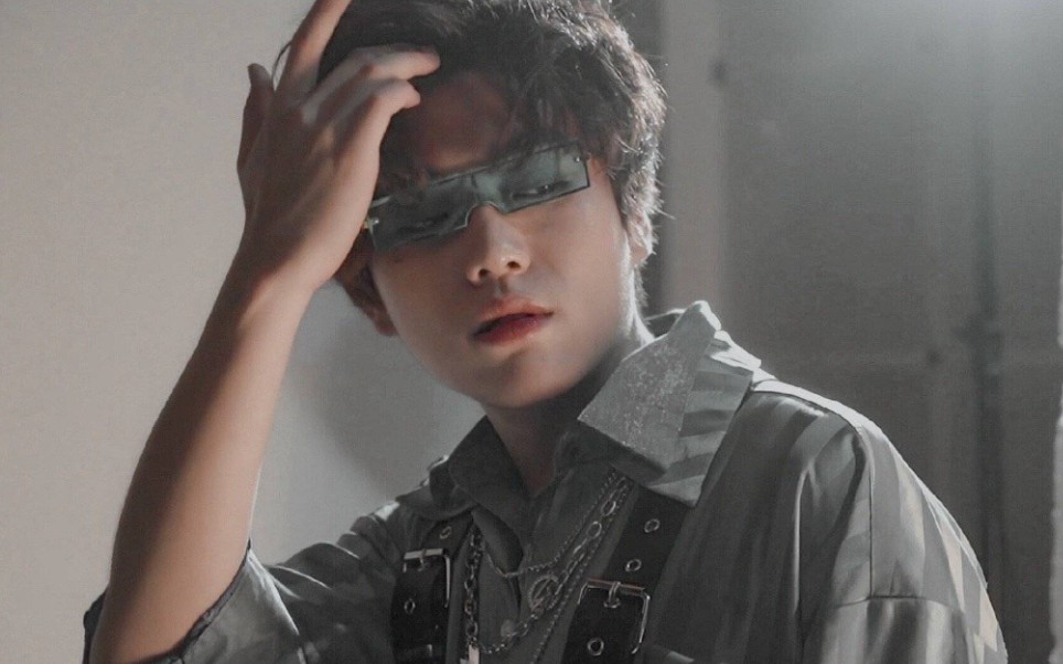 活动  【某幻/颜向/混剪】论帅还是得看某幻