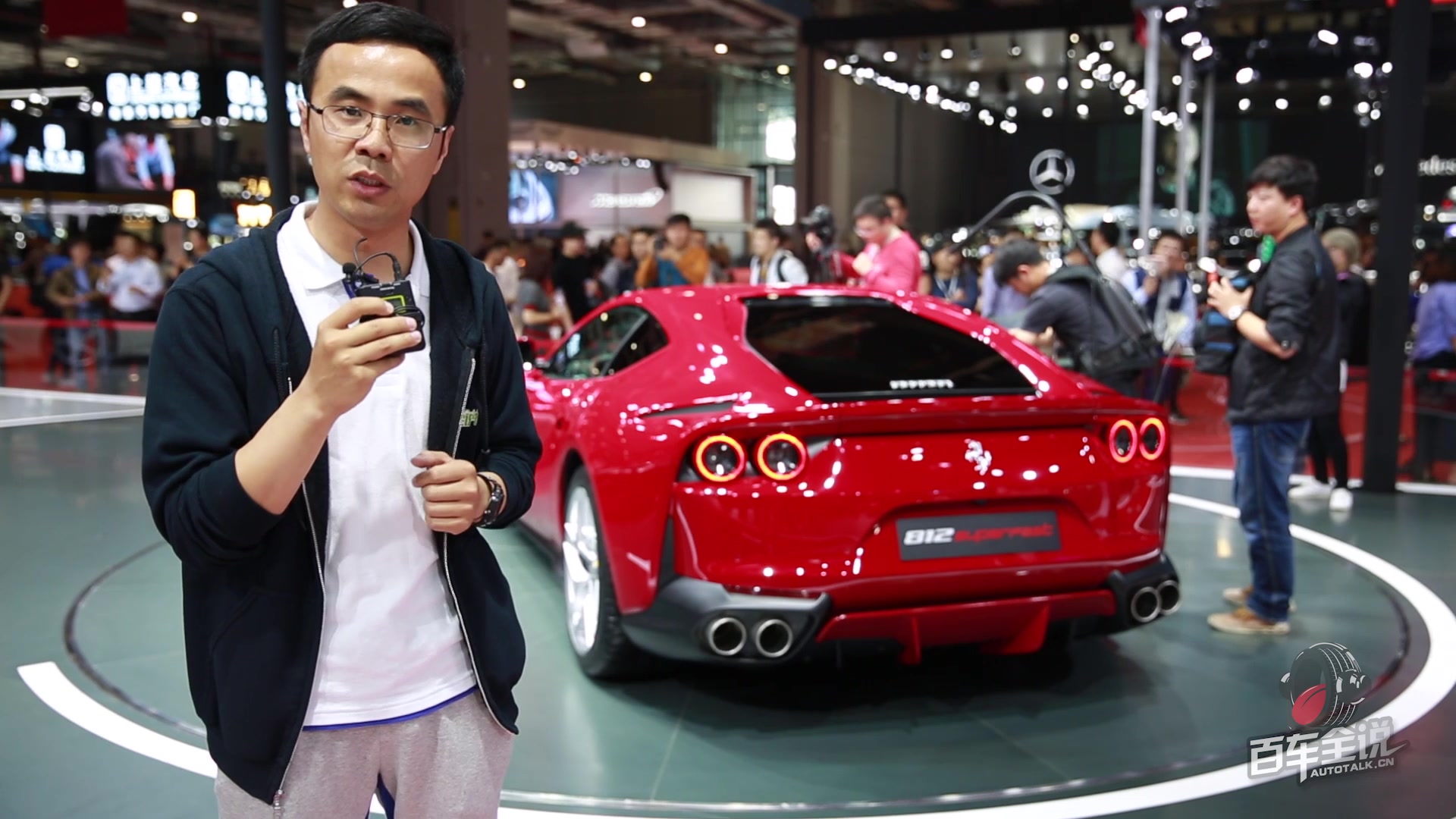 【百车全说】2017上海车展解读法拉利812 superfast