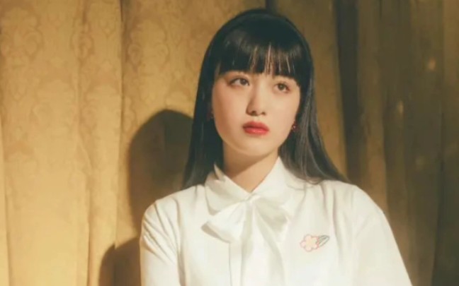 假面骑士01女演员伊兹写真