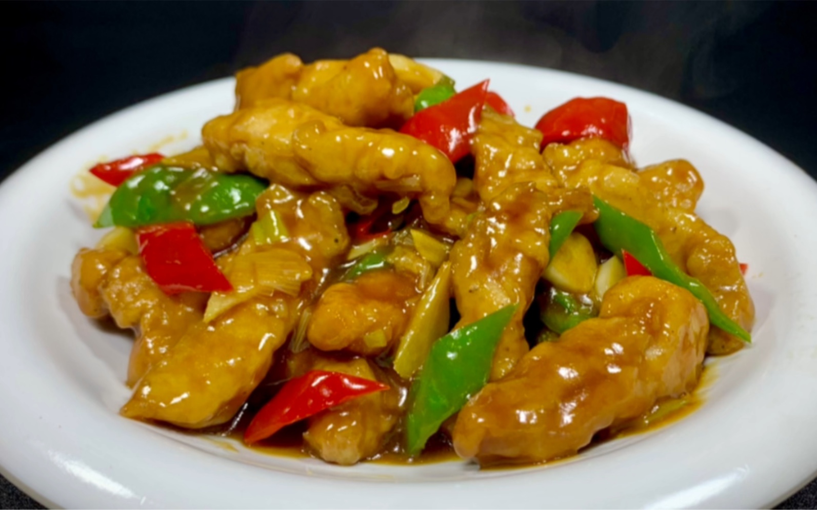 过年做一盘醋溜肉段,外酥里嫩咸香适口非常开胃,小朋友会抢着吃