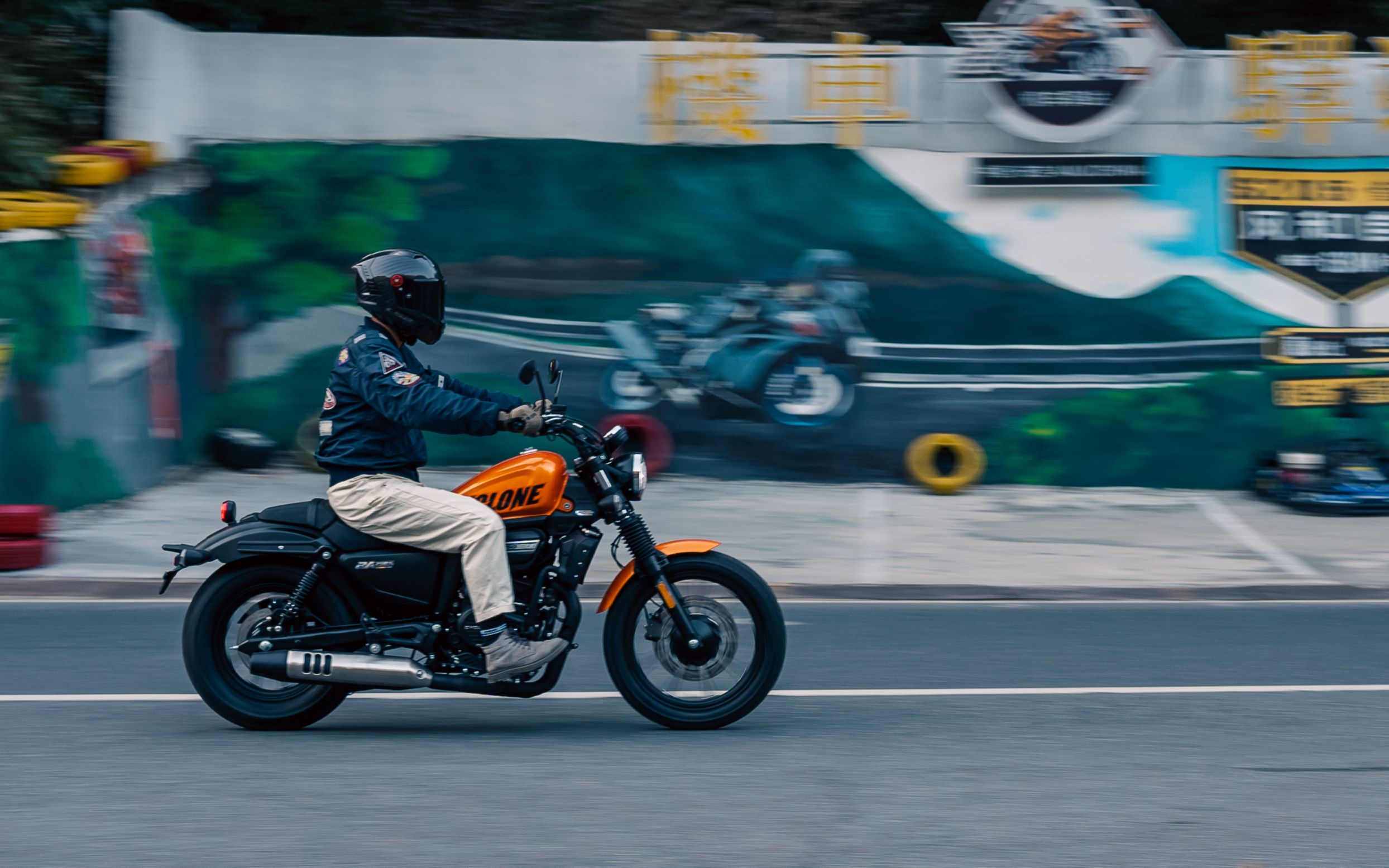 2万内最帅运动巡航车——赛科龙ra250