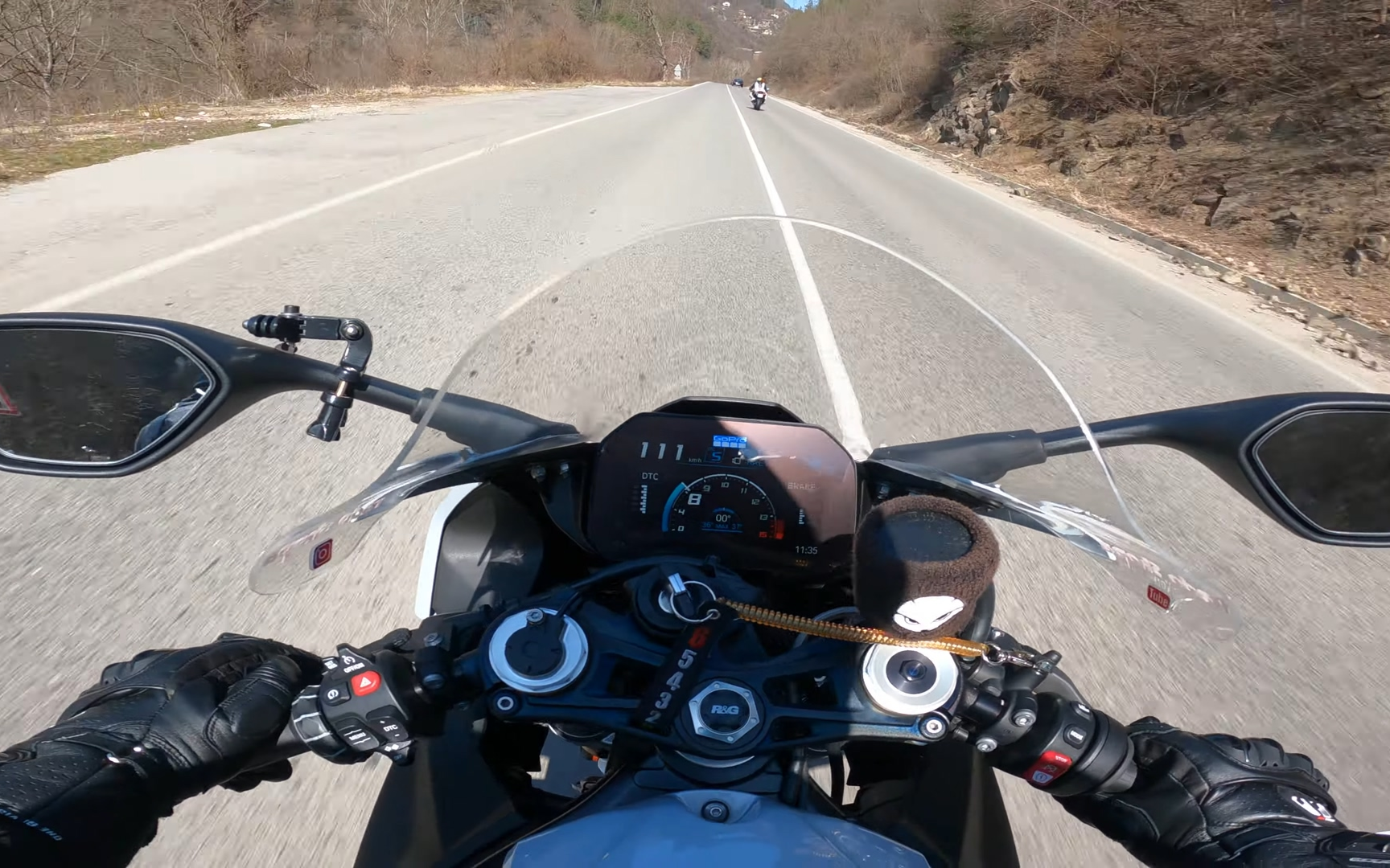 [第一人称] bmw s1000rr 跑山 | 原声生肉_哔哩哔哩_bilibili