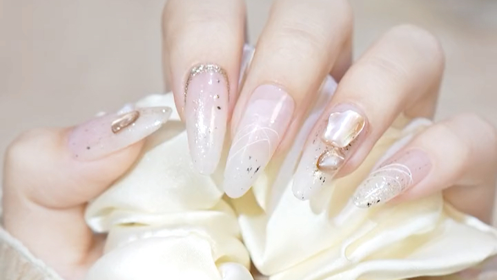 高级感白美甲展示来啦