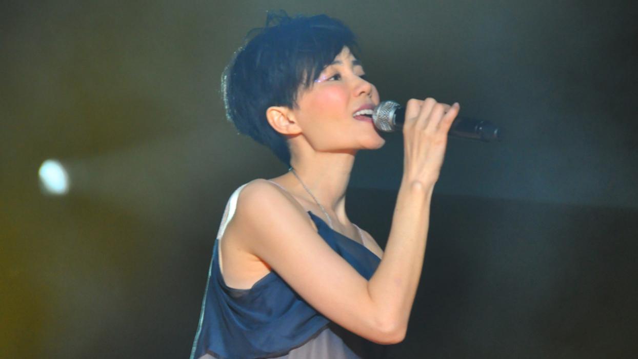 不愧是天后!王菲翻唱经典《上海滩》宛如天籁,简直不要太好听!