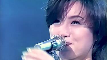 酒井法子哭了，哭得唱不下去| 碧いうさぎ(24時間テレビ「愛は