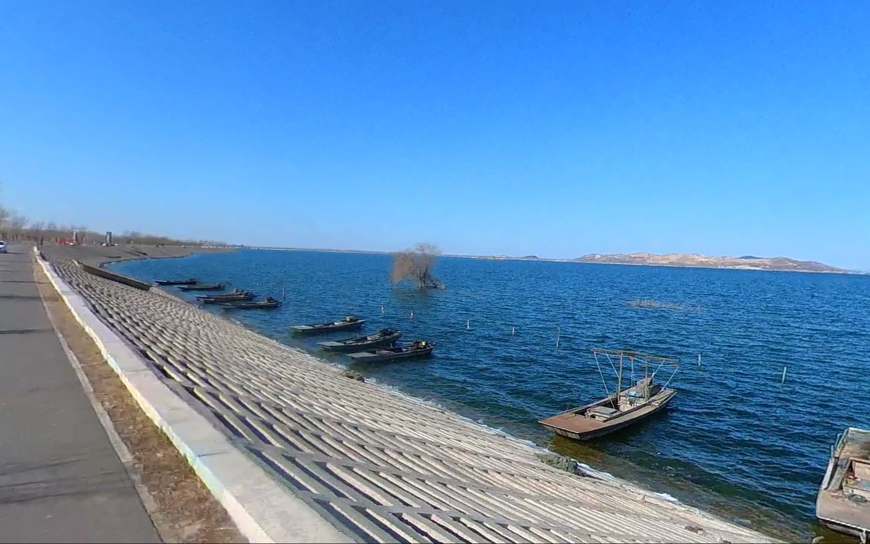 东平湖全景-1(3840-1920-22m)