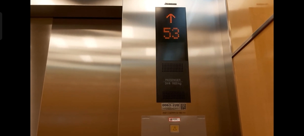 韩国63大厦的进口三菱高速电梯