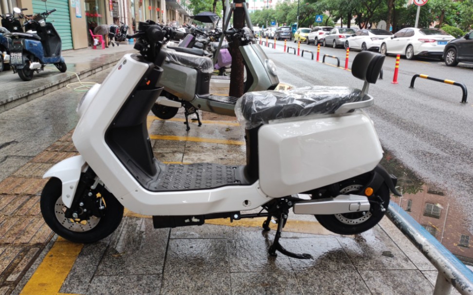 新国标大牛n7,1999含6个电池