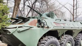 一只手让苏系低头 | 苏联BTR-70高射机枪俯仰角手轮操控