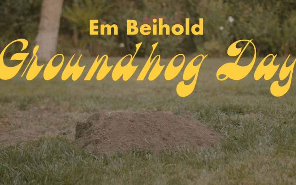 [图]Em Beihold - Groundhog Day