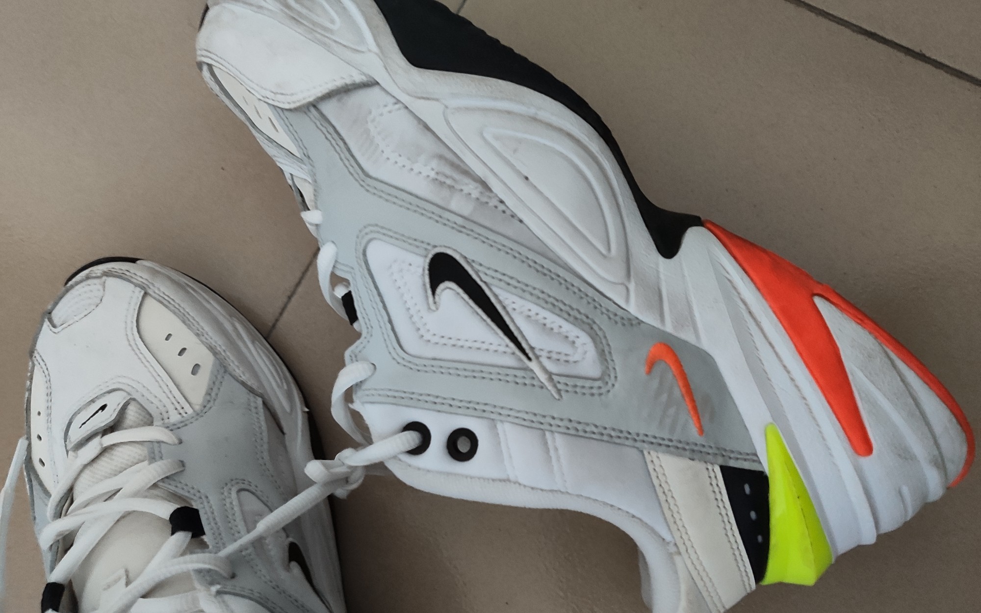 nikem2k走路时左右前掌吱响求解决办法