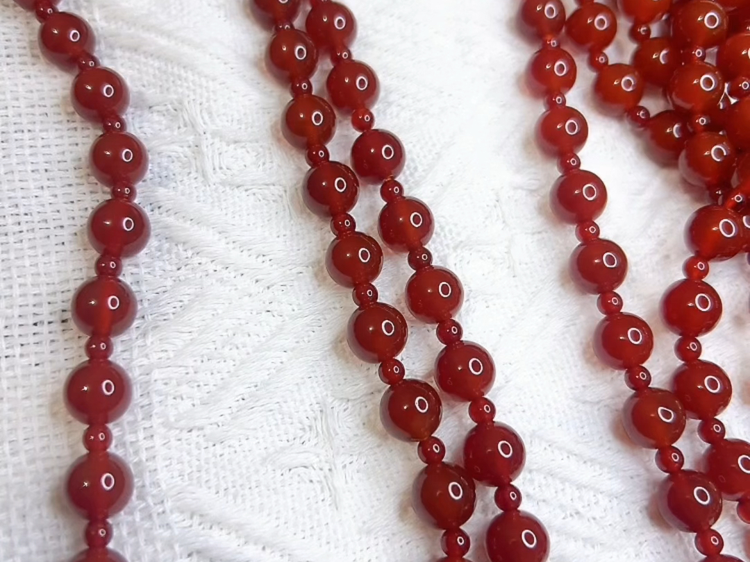 《许我耀眼》赵露思同款红玛瑙手串,跑量款28.8一条,尺寸10mm