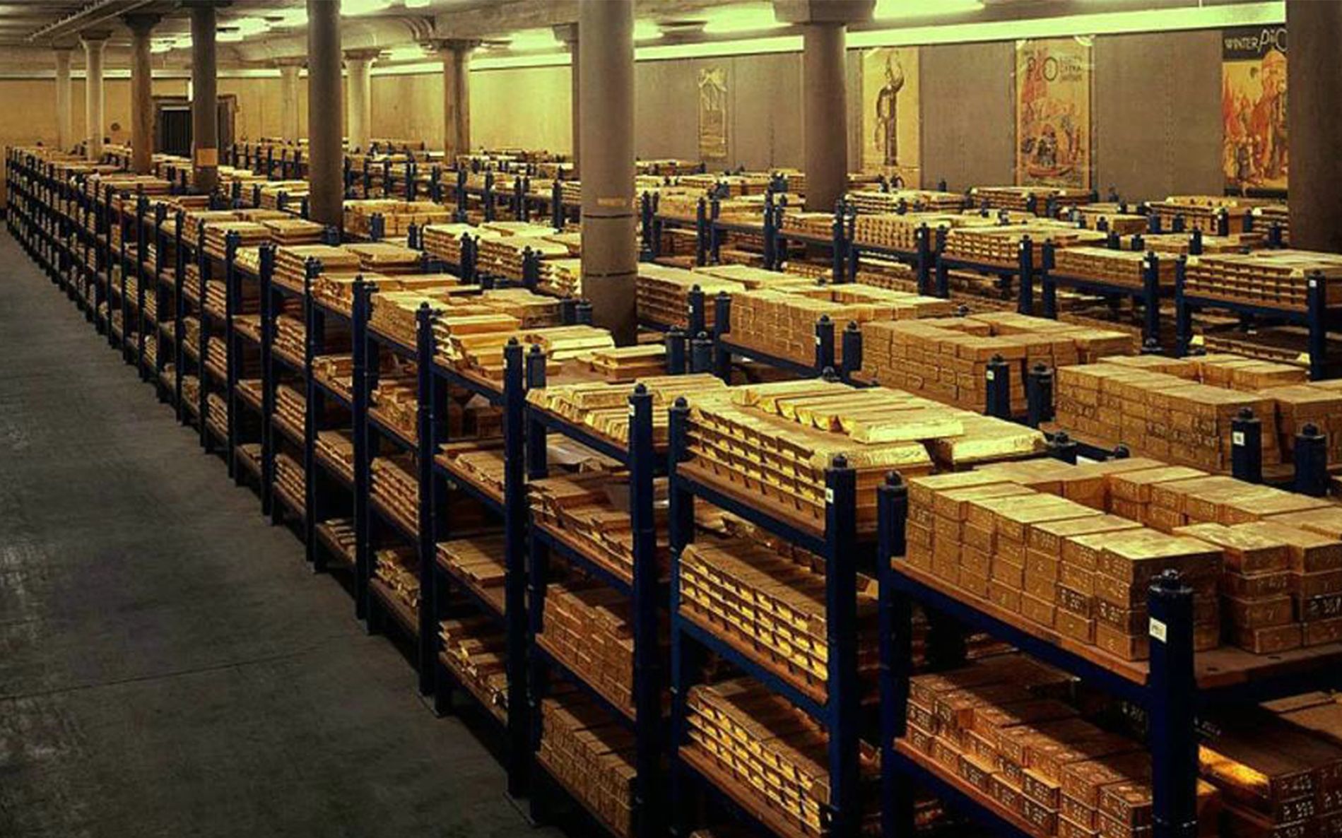 为什么全世界那么多国家的黄金,都放到美国金库保存?