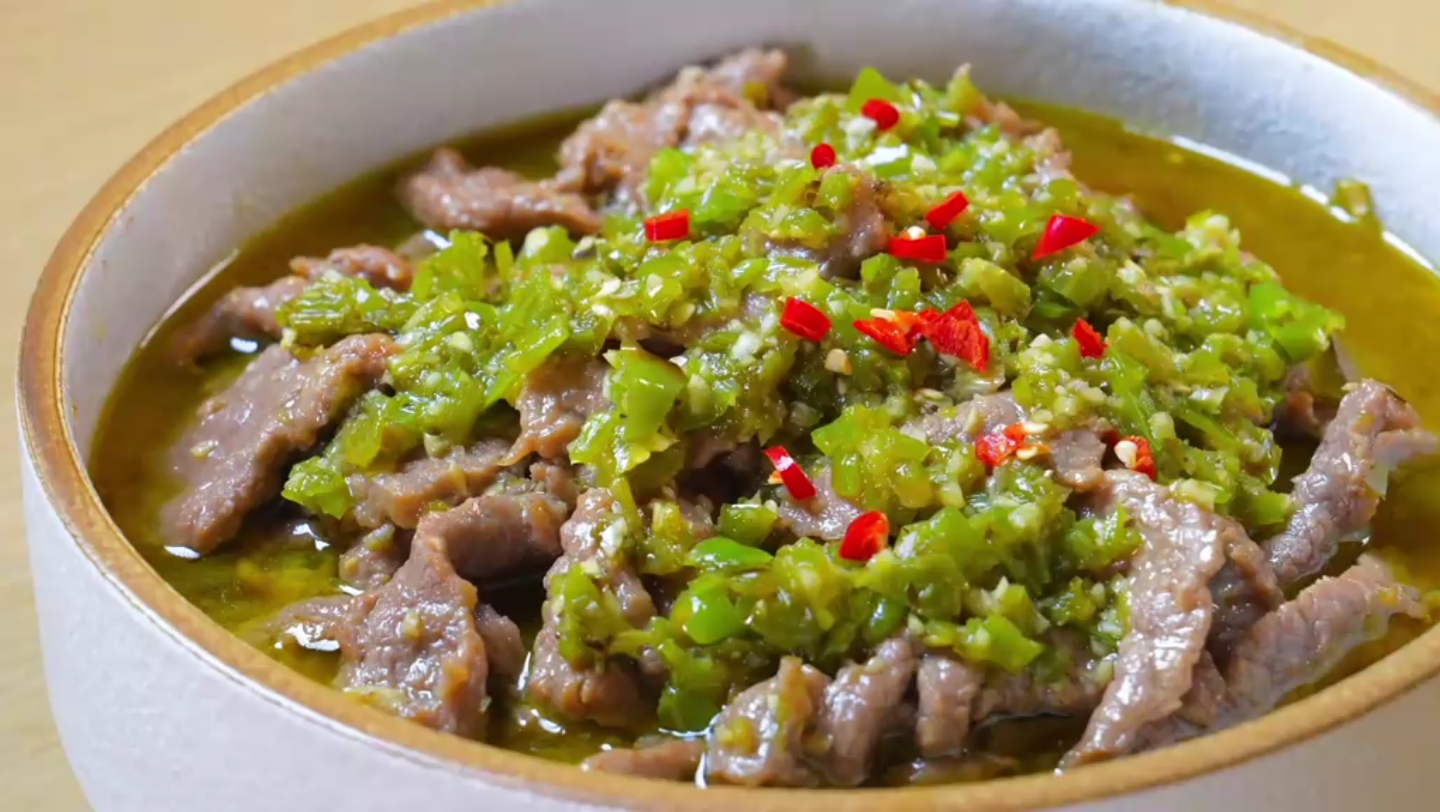 这道招牌烧椒牛肉,真的比水煮肉片还要好吃