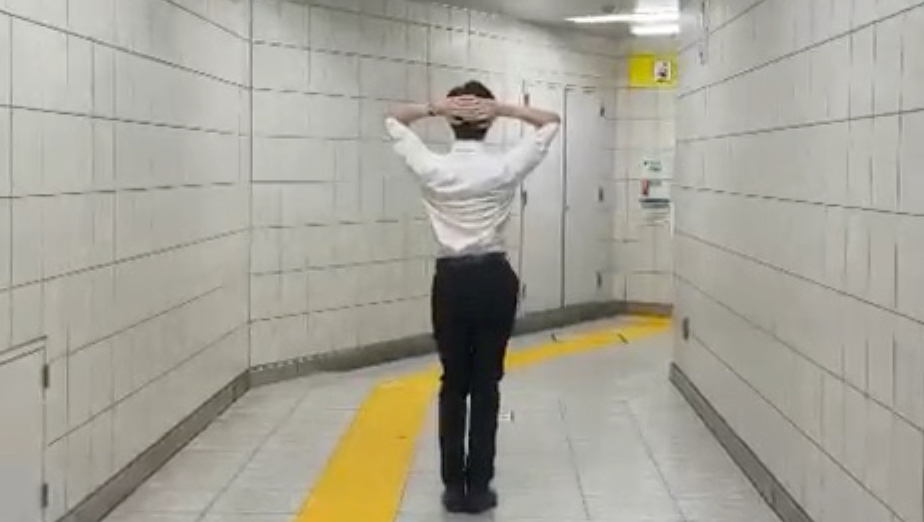 《迷失东京》