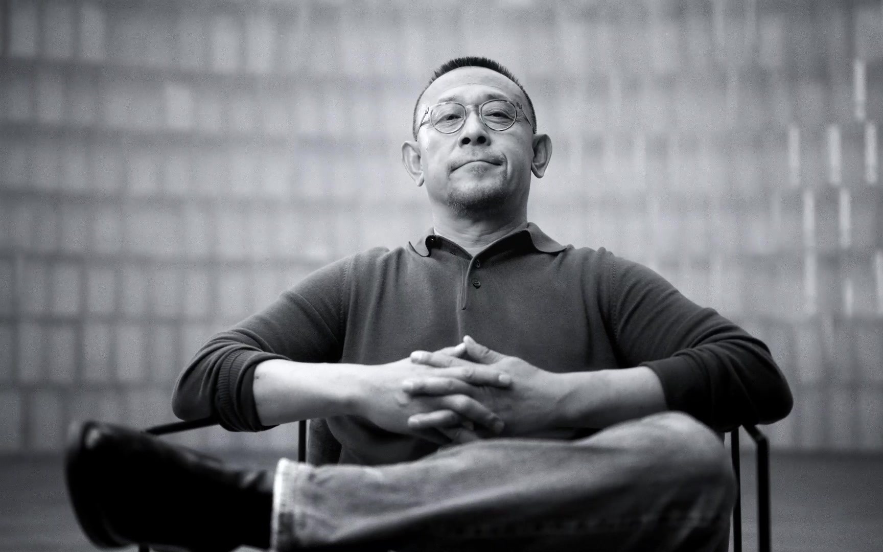 如果由姜文设计一台手机,是会怎样?