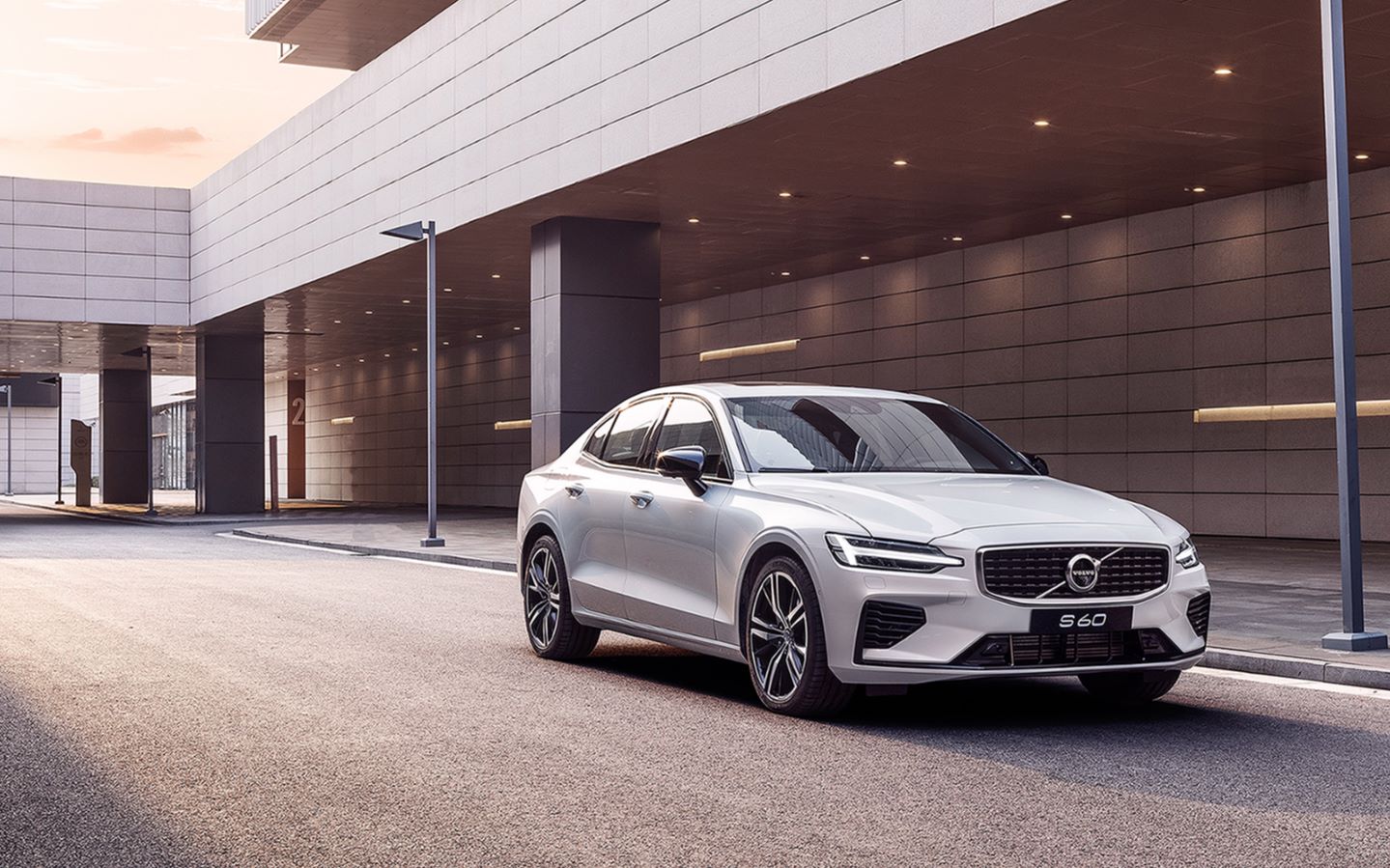 新车上市 沃尔沃全新s60 28.69万起售,让安全与健康成为豪华必修课