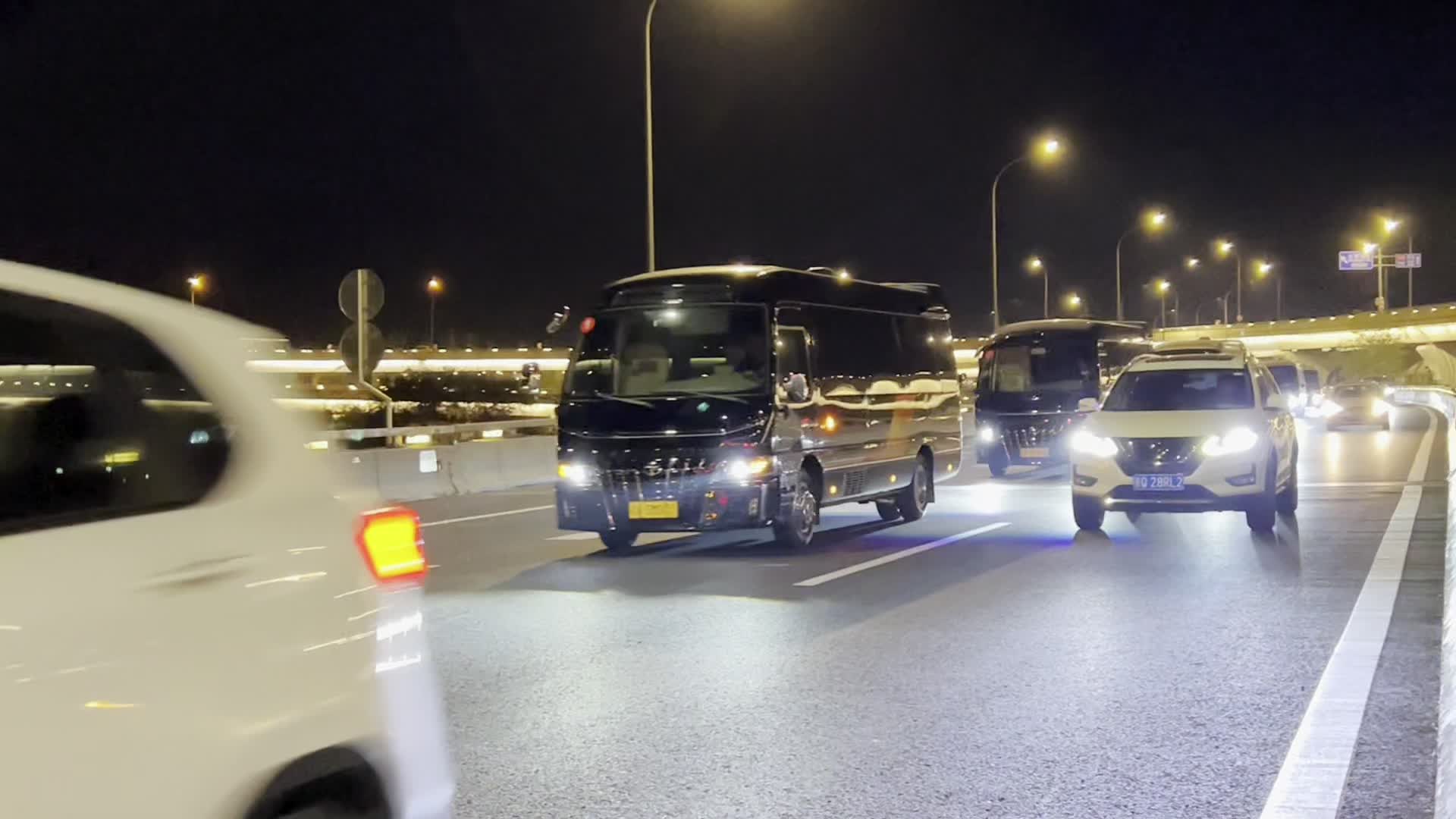 丰田考斯特 #考斯特车队 #豪华商务车