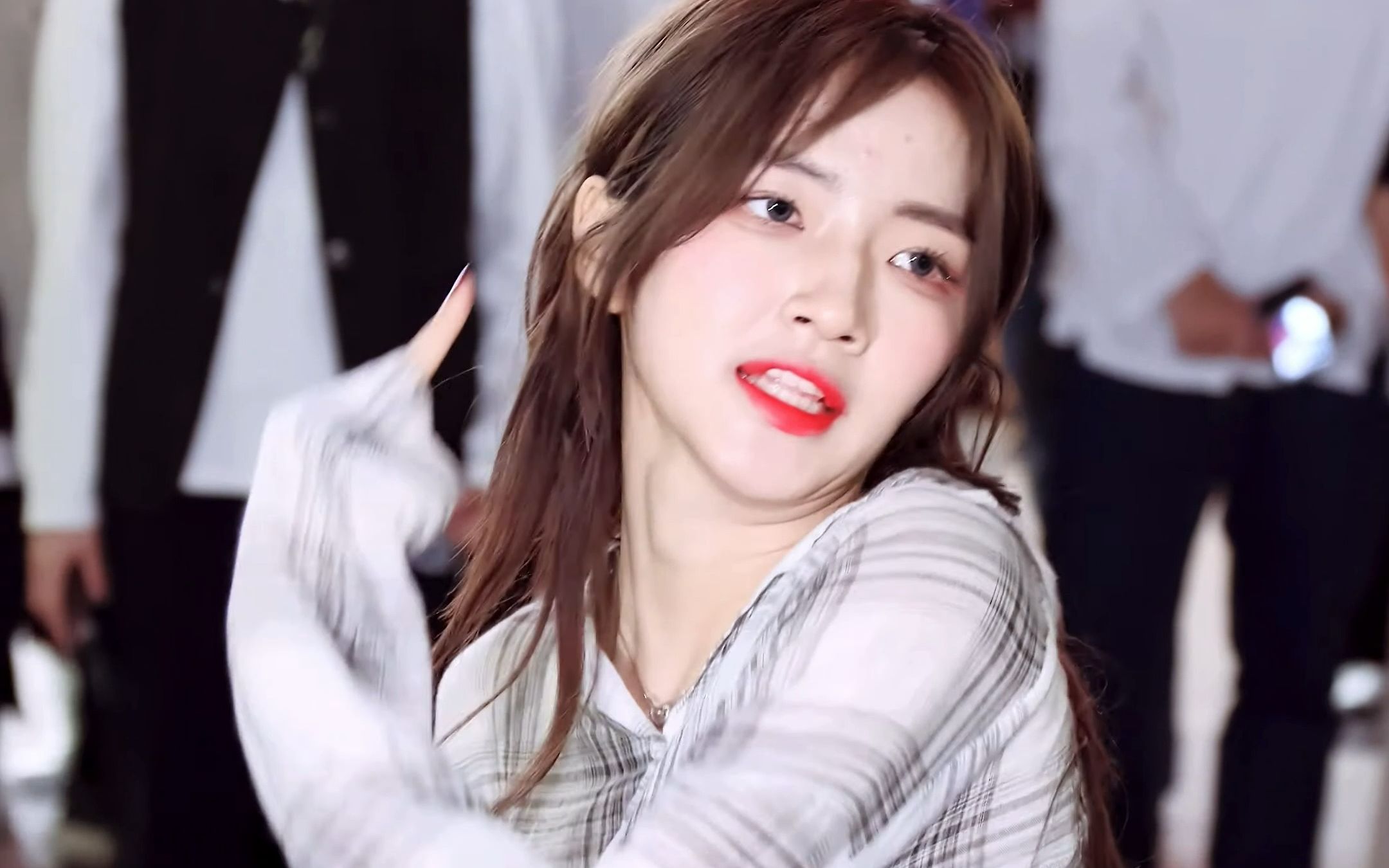 4k 徐英(clock)格子衬衣直拍2.