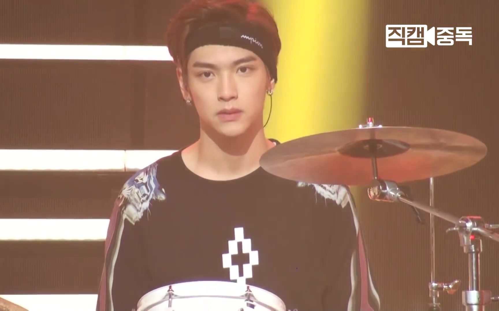 【n.flying】金宰铉 - 可可爱爱的哭包鼓手?