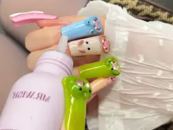 为了搞砸相亲贴这个鸭嘴甲行不行