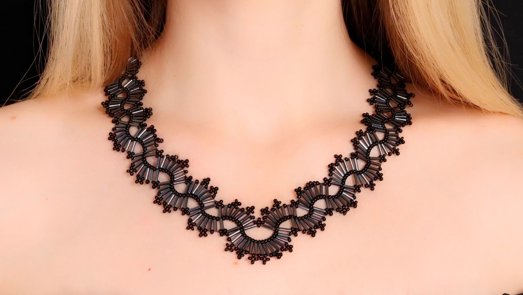 串珠教程-梦幻世界蕾丝串珠项链