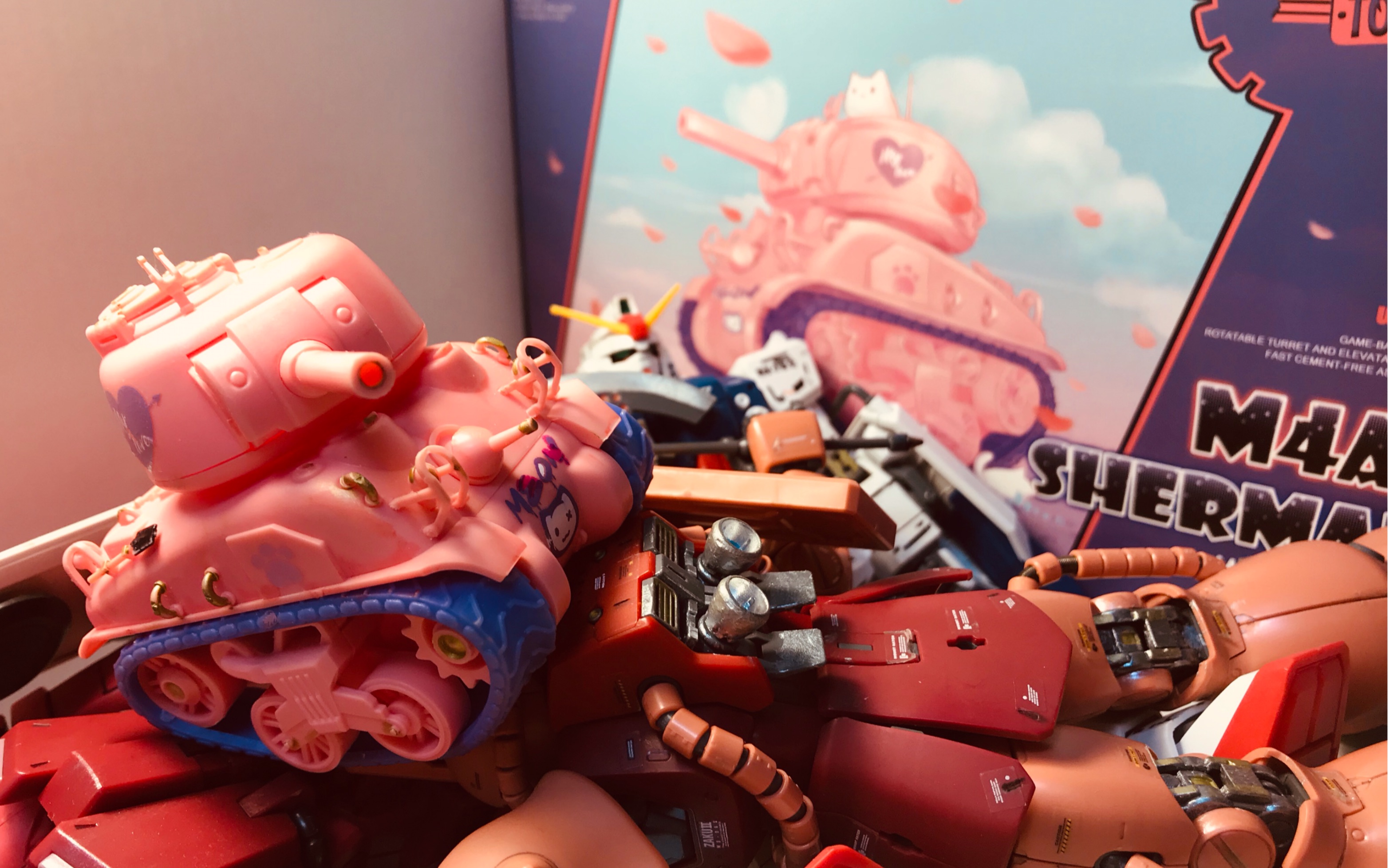 猛男最喜欢的粉 红 色 坦 克