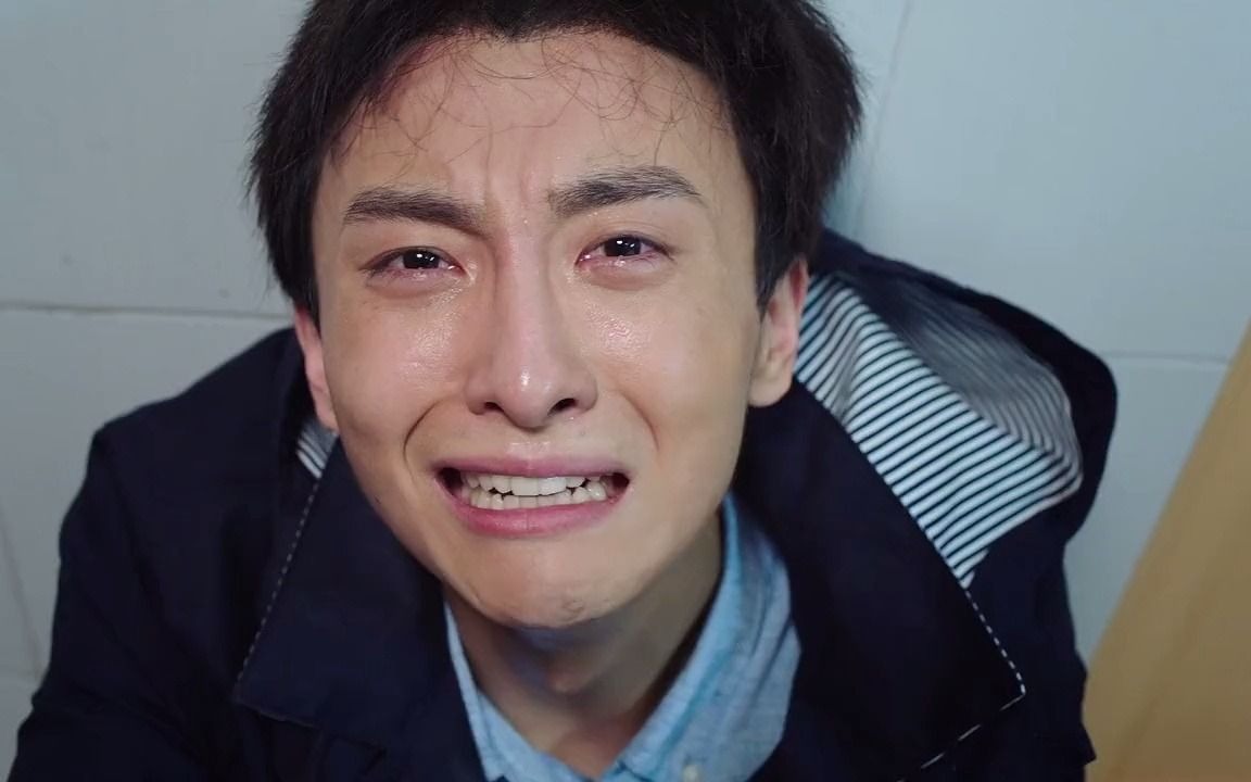 易东东误以为晓晓车祸去世的样子真是太让人心疼了