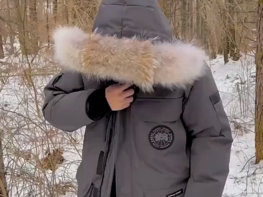 户外上身大鹅石墨灰细节分享测评