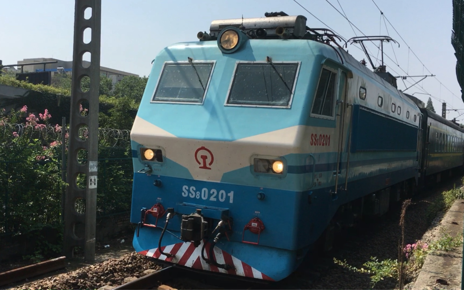 【中国铁路】k808次 通过沪昆绕行线西山脚 ss80201