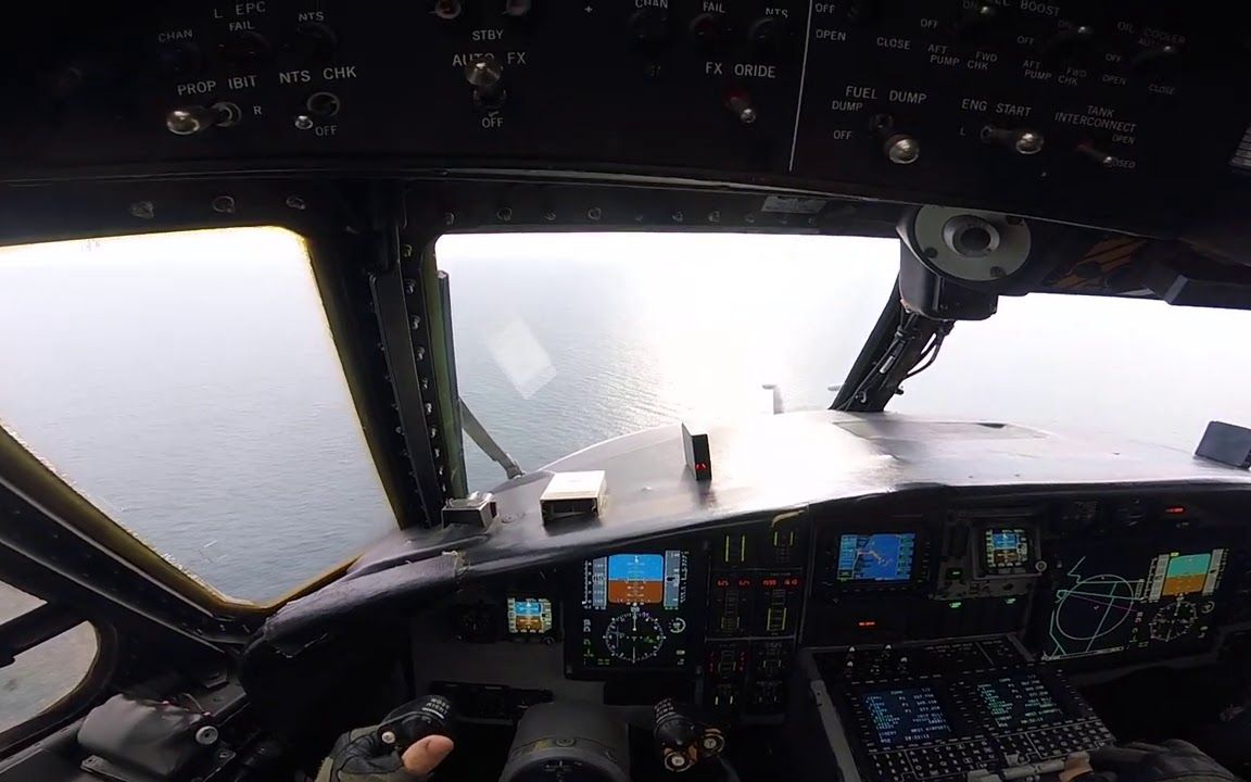 e-2 鹰眼预警机 美国海军ford级航空母舰 第一视角起飞与落地