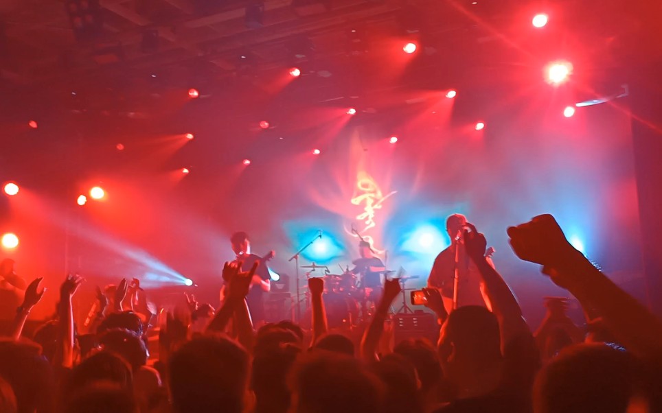 灵眼 (live)-九宝乐队十周年巡演