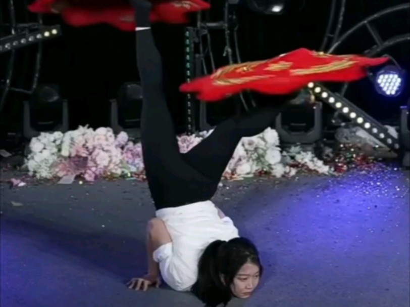 陈石磊邓润菲肩上芭蕾户外直播表演20240502(2)