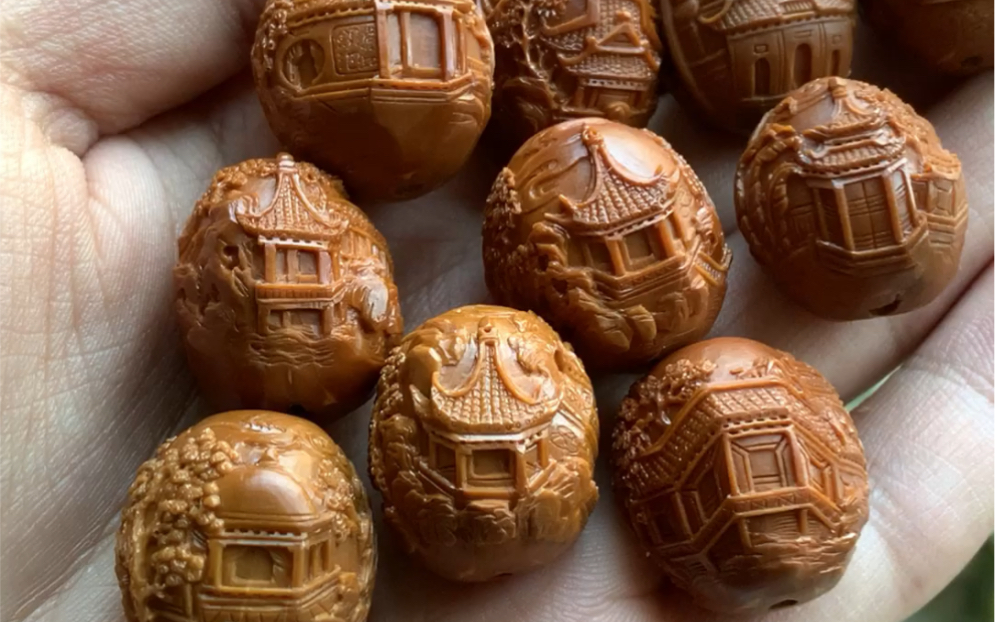 橄榄核雕苏州园林