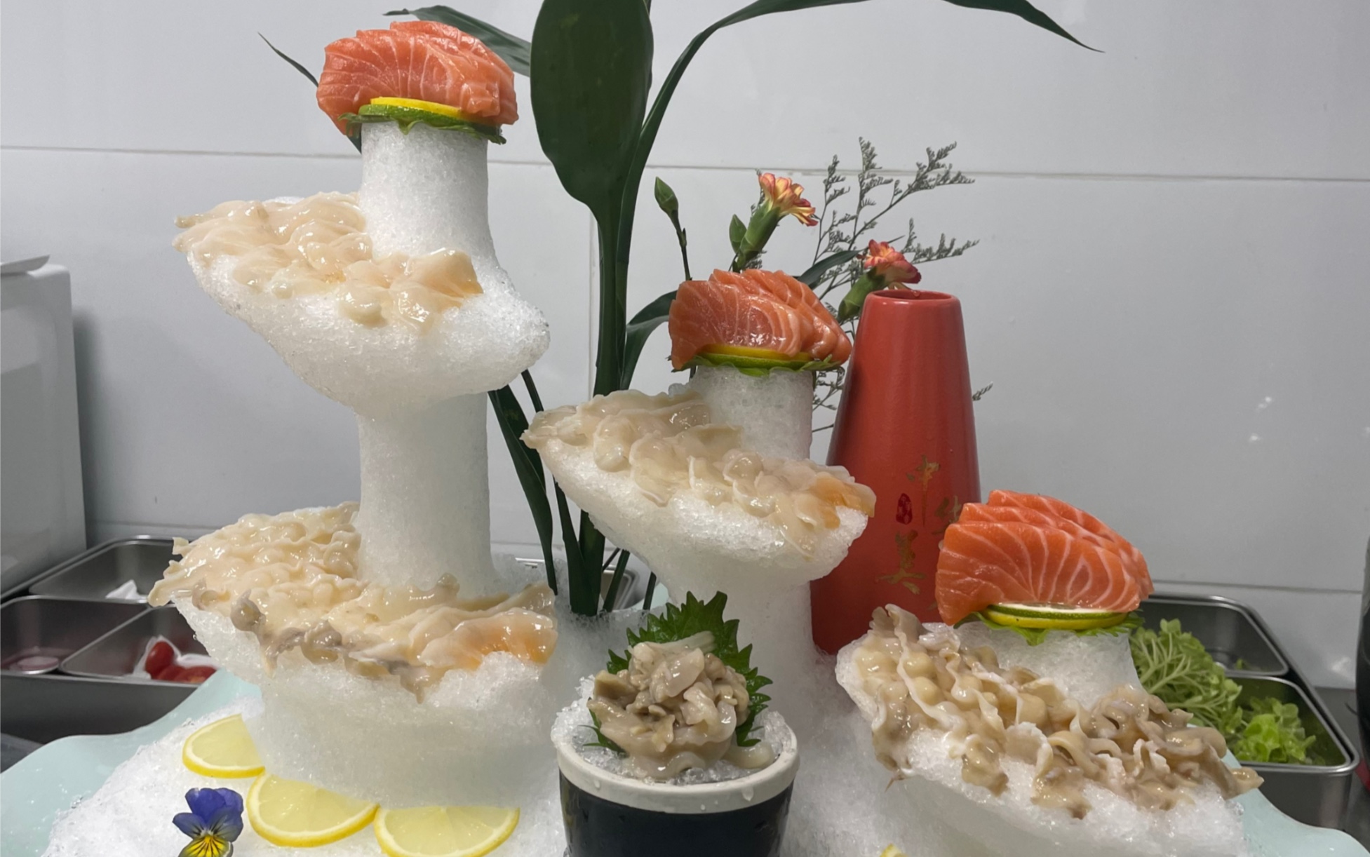 步步高升加拿大象拔蚌拼三文鱼