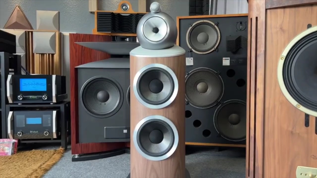 宝华801d4落地箱播放何训田的《尘鼓》