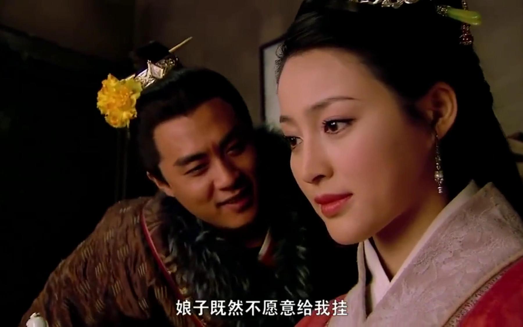 影视:西门庆约潘金莲吃饭,嘴里吃着羊肉,心里却惦记着潘金莲