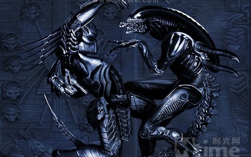 一名铁血小伙竟然没有穿任何护甲,就敢单挑异形女皇,而且还打赢了.