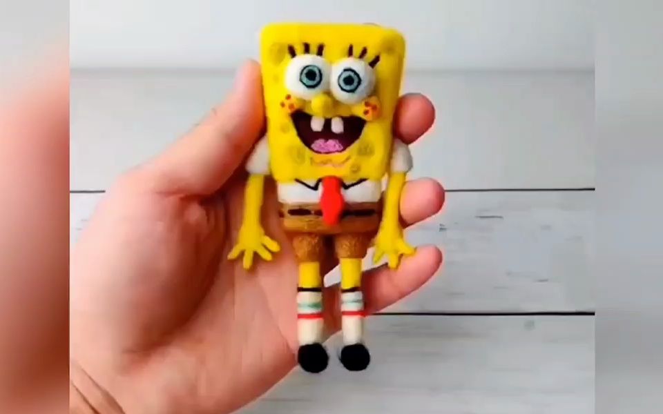 手工羊毛毡戳戳绣海绵宝宝,过程太治愈了