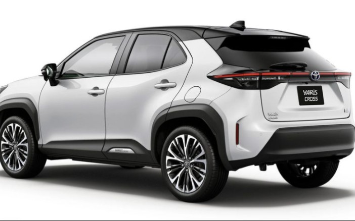 2024款丰田雅力士cross亮相,搭1.5l 四缸混动,油耗仅4l