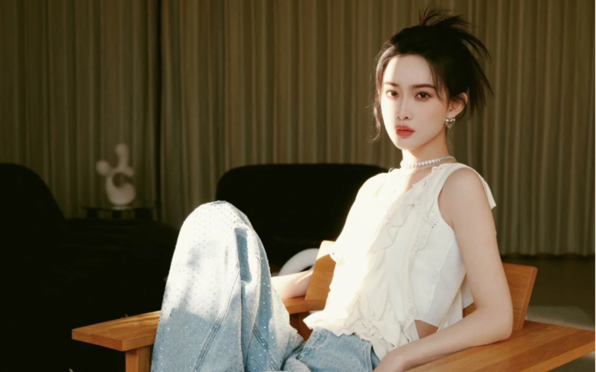 孟子义|今天的美团直播造型好喜欢