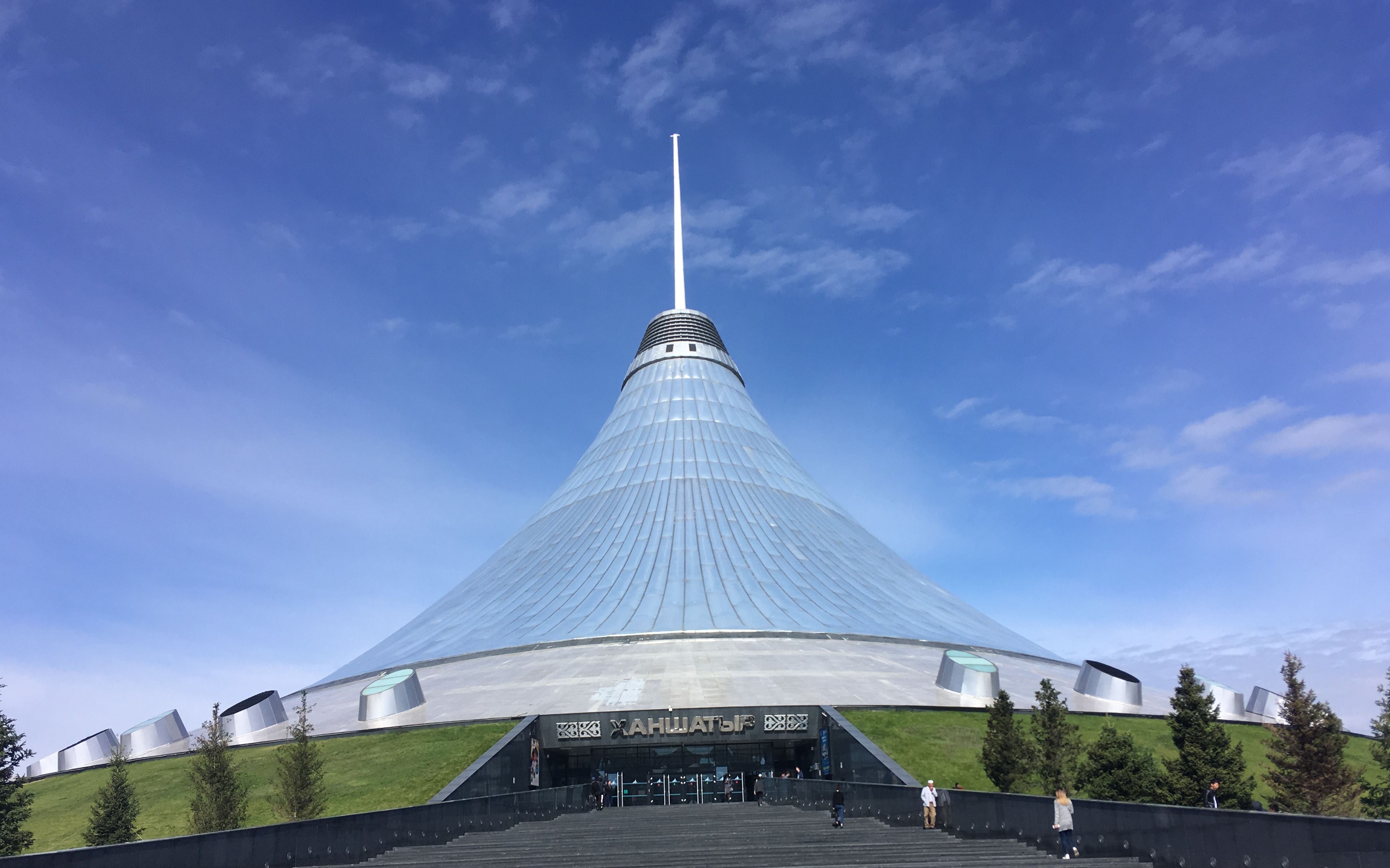 世界上最大的帐篷,位于哈萨克斯坦首都努尔苏丹的"可汗之帐"