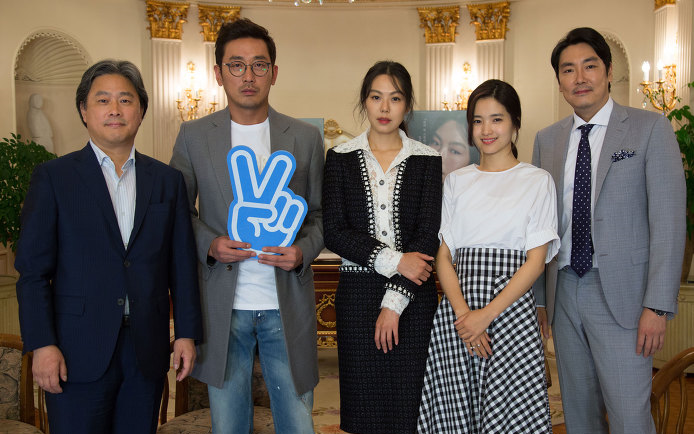 【中字】韩国电影《小姐》直播预告(金敏喜金泰梨河正宇赵震雄)(the