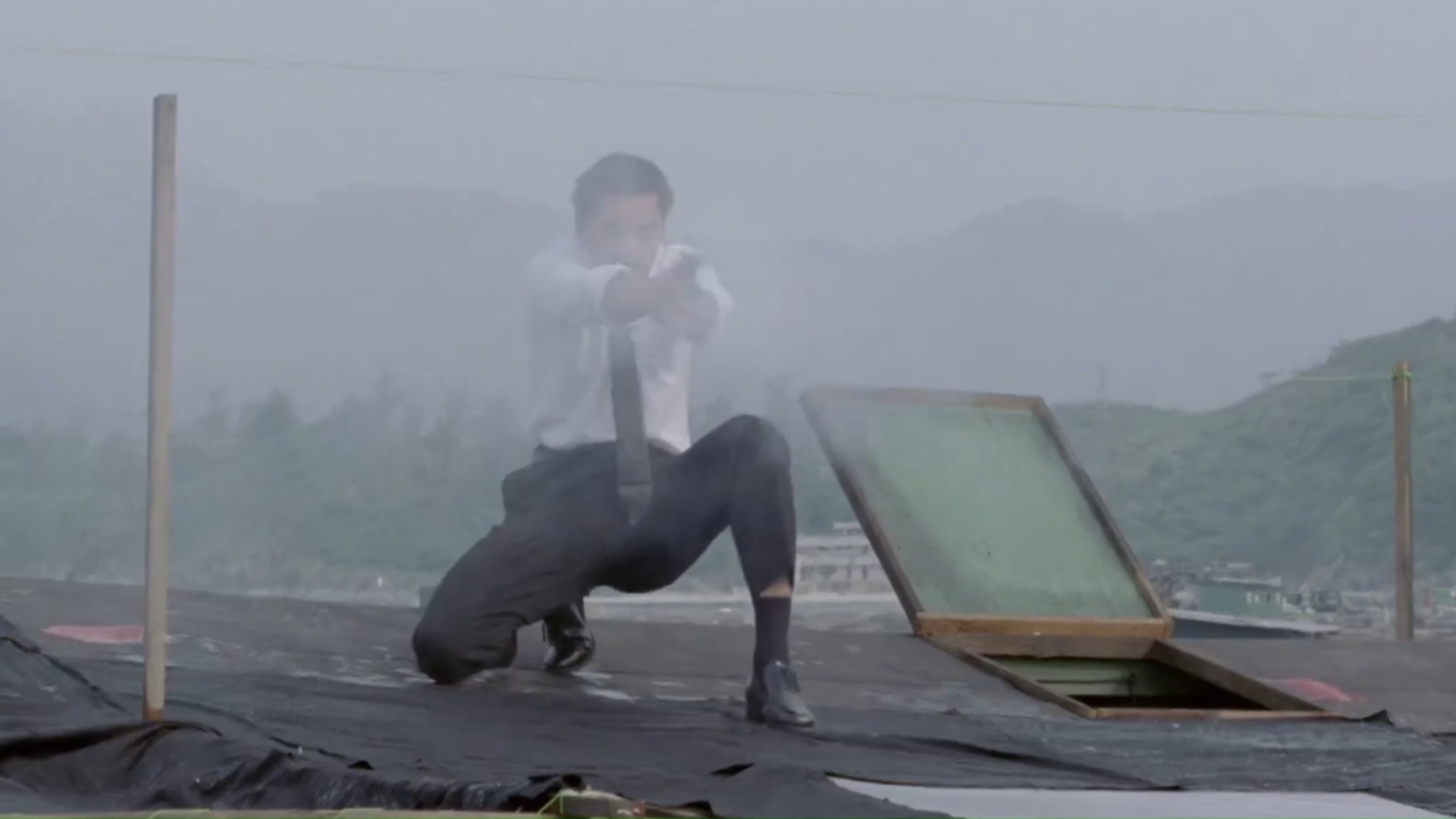 大炮打苍蝇!没用对家伙!白费劲!