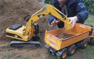 Скачать видео: [工程车玩具]挖掘机/铲车/卡车/拖拉机/吊车/工程车玩具视频合集9