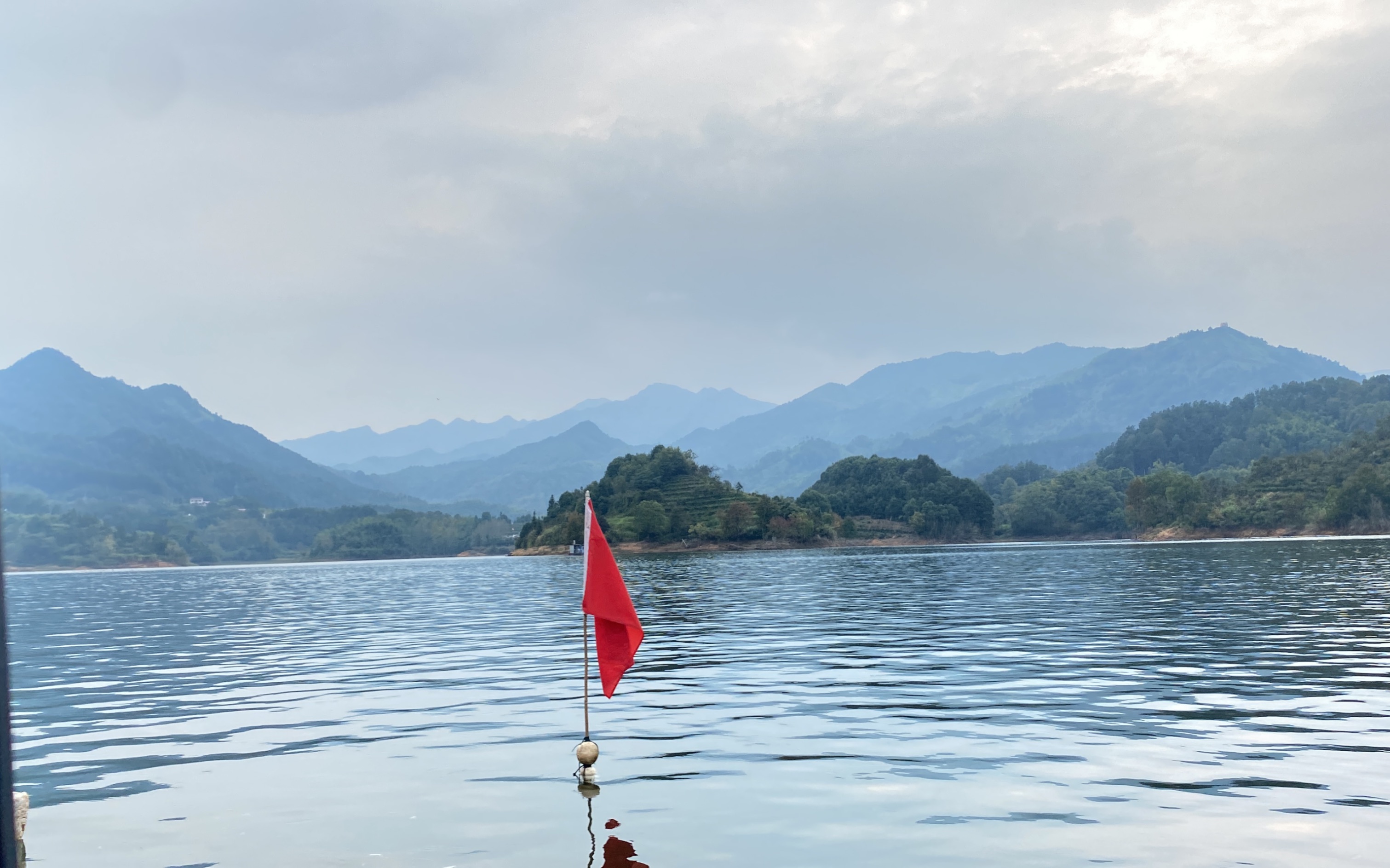 中国花亭湖风景名胜区图片