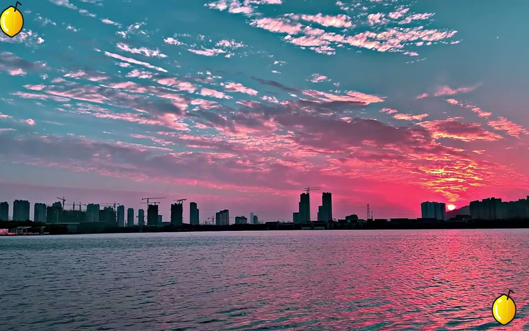 [图]高清4K无水印空镜头风景视频素材，横屏5-10秒，城市夕阳晚霞月夜系列